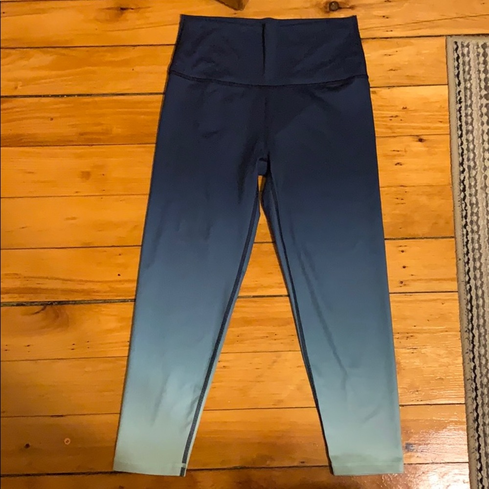 Aerie play chill move capri legging